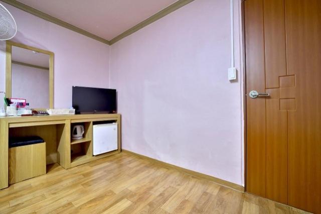 Daegu Bisan-Dong Villa Motel Værelse billede