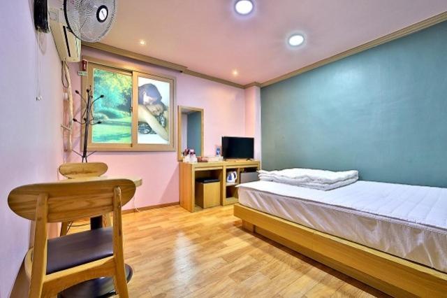 Daegu Bisan-Dong Villa Motel Værelse billede