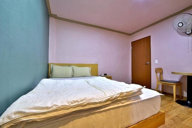 Daegu Bisan-Dong Villa Motel Værelse billede